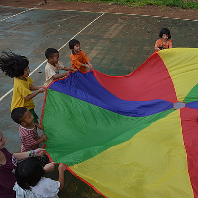 Ein Zuhause für Kinder und Jugendlichen Jugendgemeinschaftsdienste Kolping Workcamp Thailand 